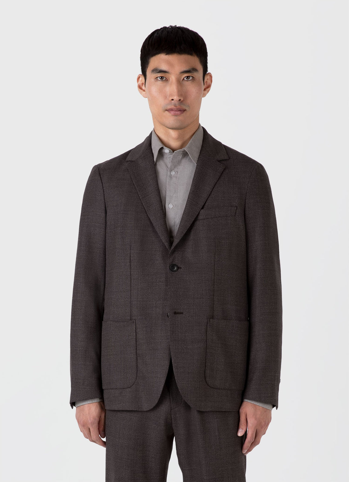 Men's Lightweight Travel Wool Two-Piece Suit in Light Coffee Melange