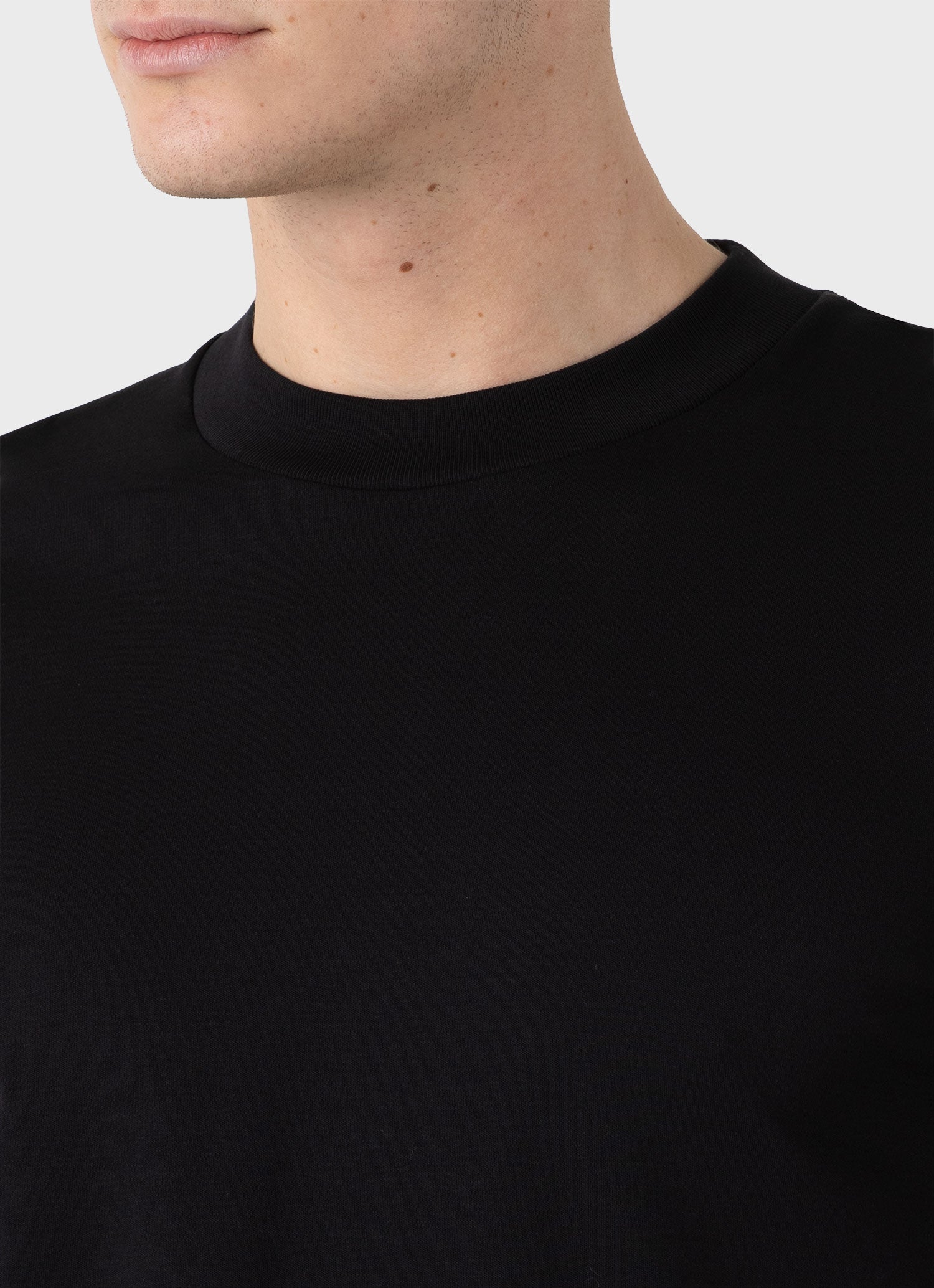 Men's Long Sleeve Heavyweight T-shirt in Black