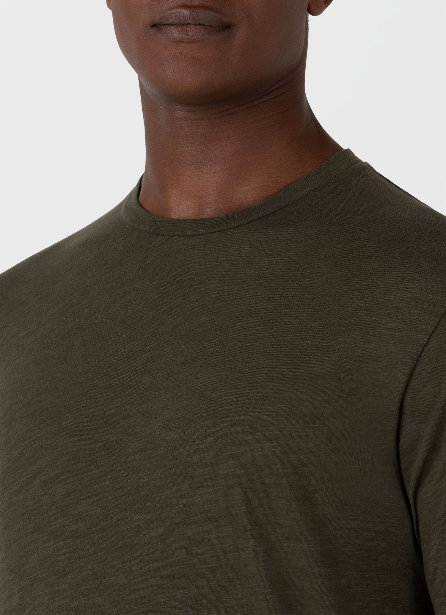 Men's Cotton Linen T-shirt in Pine Green