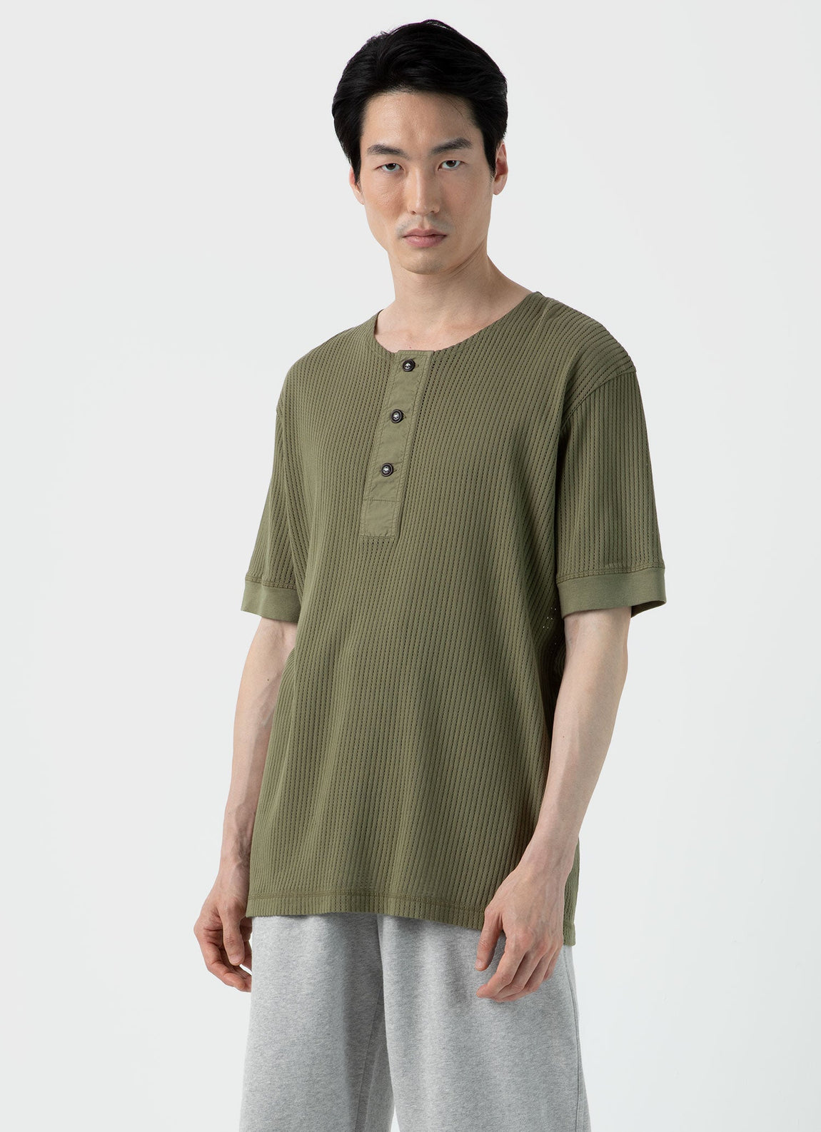 Men's Sunspel x Nigel Cabourn Mesh Henley in Army Green