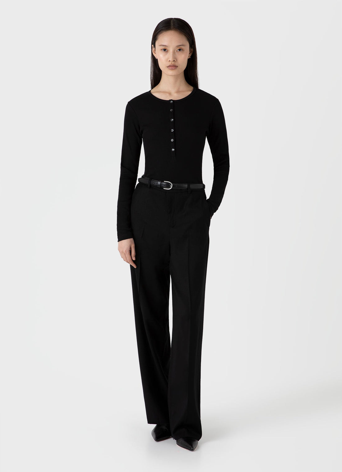 Women's Wool Flannel Trouser in Black
