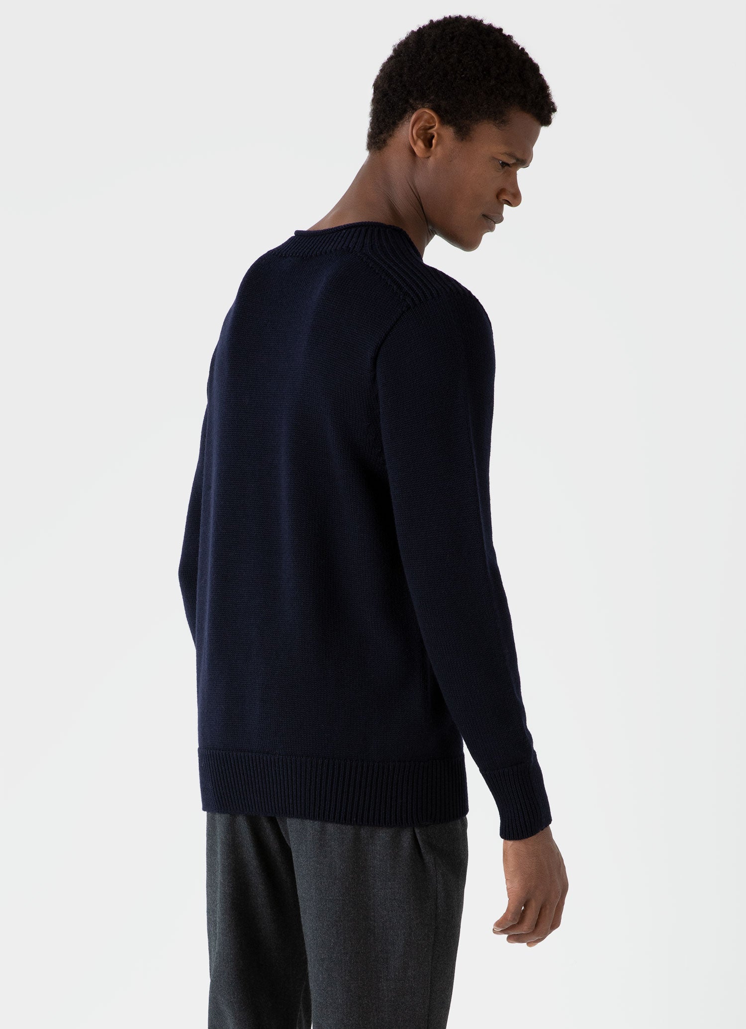 Men's English Merino Fisherman Jumper in Navy