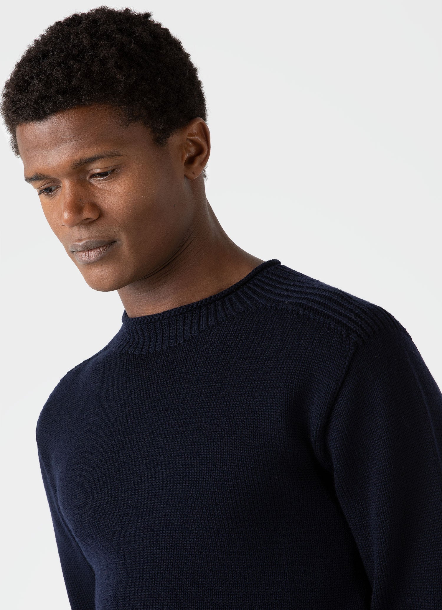 Men's English Merino Fisherman Jumper in Navy